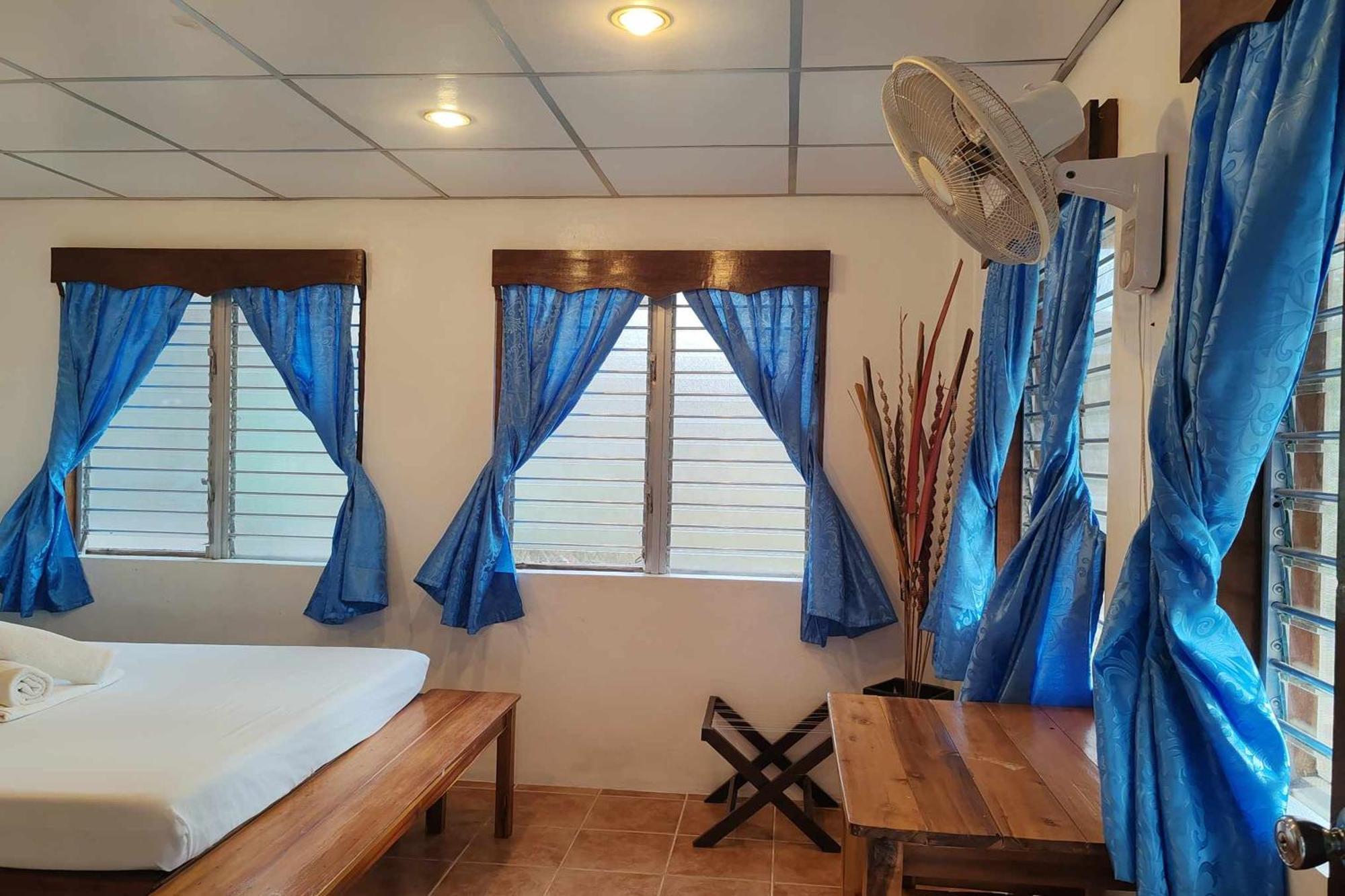 Summer Homes Beach Resort And Cottages Palawan Barton Exterior photo